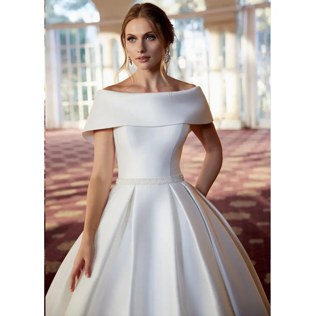 大國魂神社 結婚式 ウェディングドレスレンタル - ミスサブリナ表参道