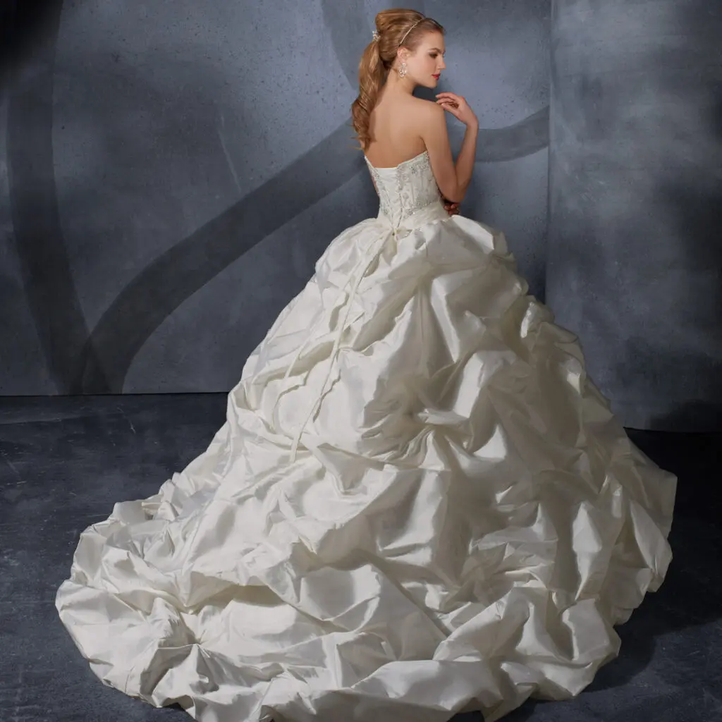 イタリアウェディングフォトのウェディングドレスレンタル【30代・40代