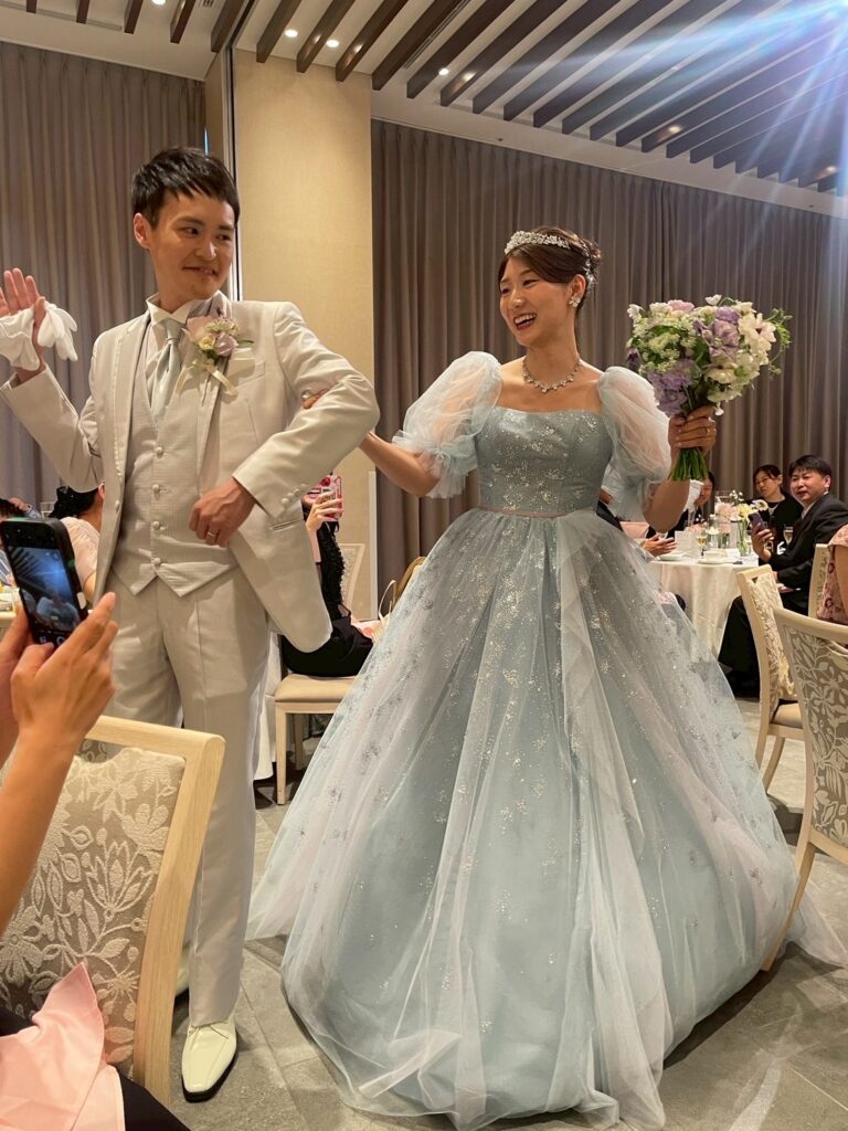 ルーキス 結婚式 カラードレス レンタルならミスサブリナ表参道で