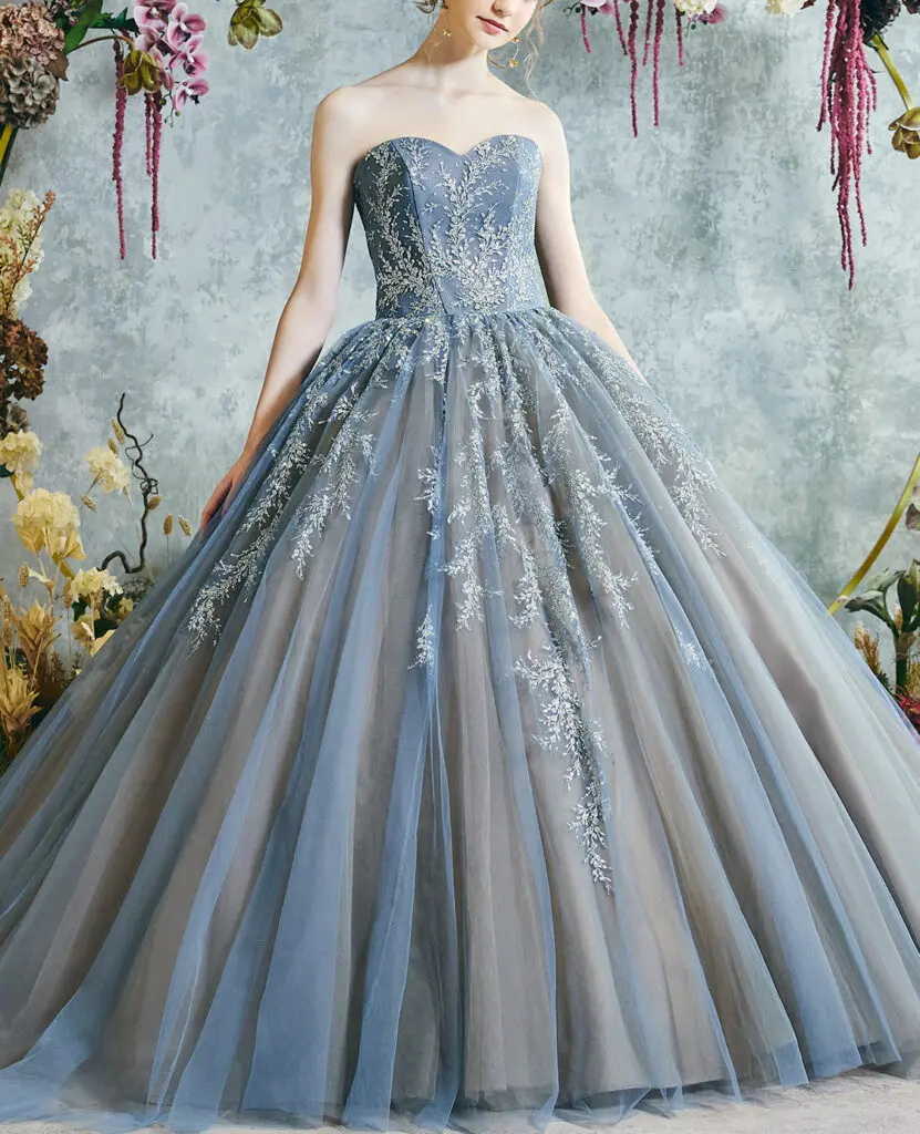 Bibiy. SABRINA DRESS サブリナドレス　ブルー Sabrina Carpenter Dazzles Us in the Same Sparkly Frock That