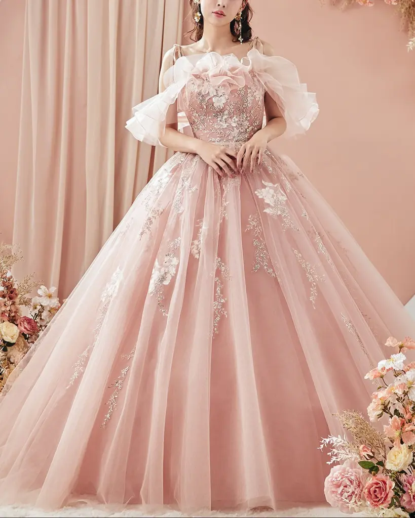 東京で選ぶカラードレスレンタル -ミスサブリナ表参道 - ミスサブリナ