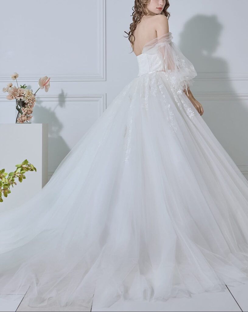 ルルフェリーチェ ウェディングドレス【LU-0133】可愛い花嫁姿