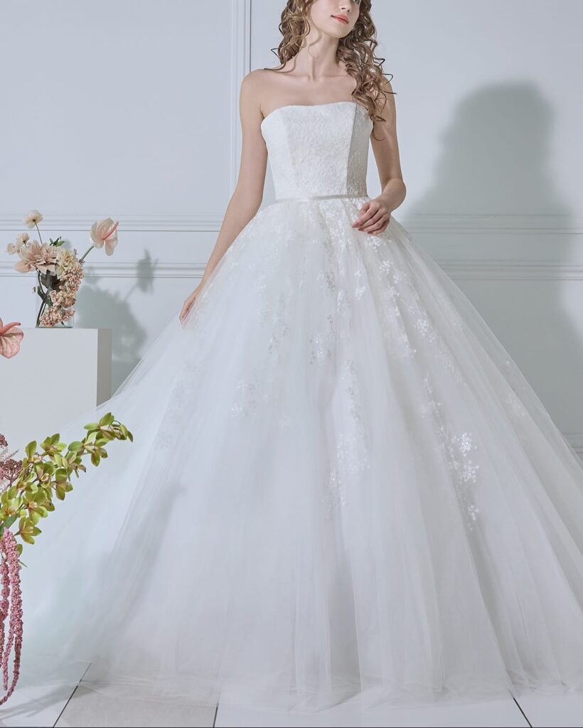 ルルフェリーチェ ウェディングドレス【LU-0133】可愛い花嫁姿