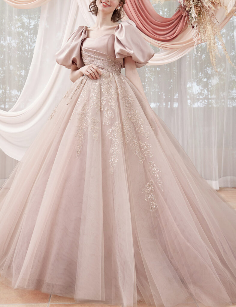 カラードレス レンタルショップ 表参道駅徒歩5分