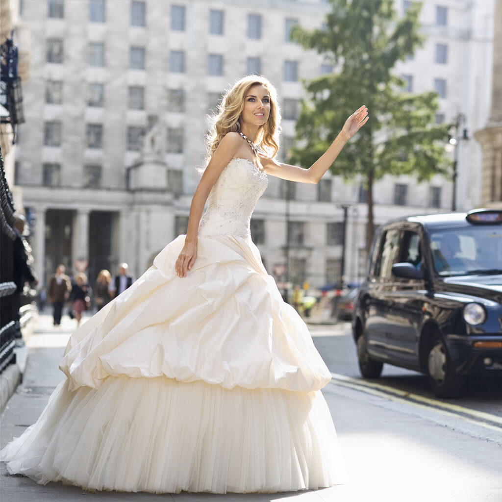 海外フォトウェディング ドレスの準備とお得なレンタルプラン-表参道駅徒歩5分