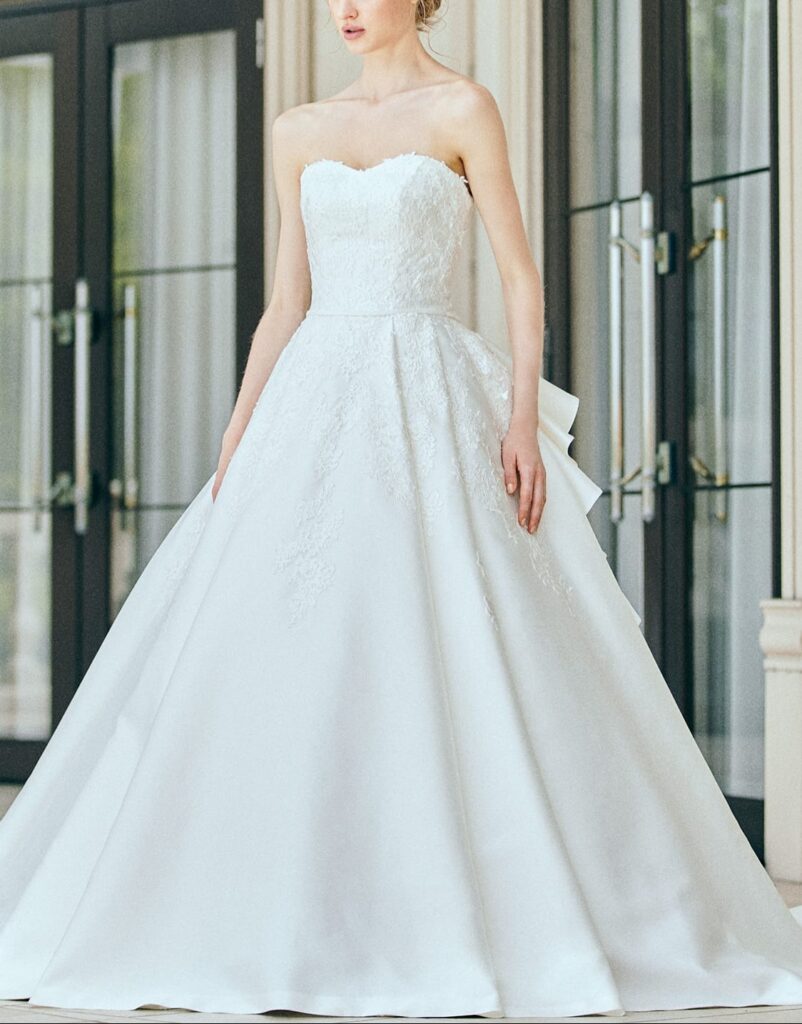 ミスモックムーン ウェディングドレス【MMM0156】3号～21号ホテル挙式 ドレス